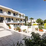 Ξενοδοχείο Tivoli Φαληράκι