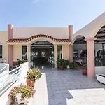 Ξενοδοχείο Tivoli 3*
