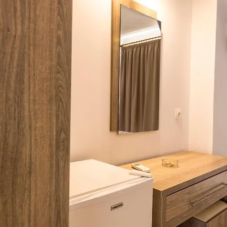 Tivoli Hotel 3*
