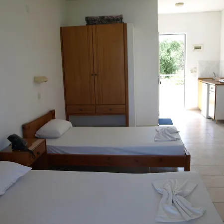 Tivoli Hotel 3*