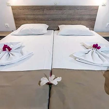 Tivoli 3*