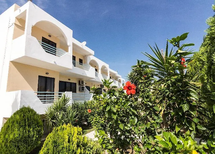 Tivoli 3* فاليراكي