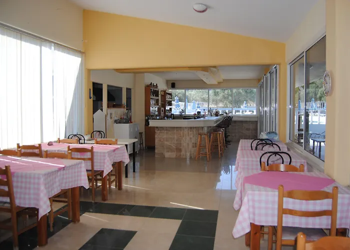 Tivoli 3* فاليراكي