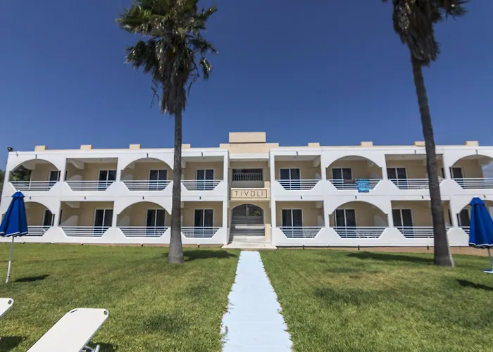 Tivoli فندق 3*